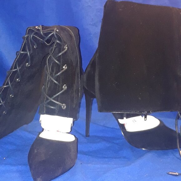High Class Stiletto Tied Knee-High Boots - Picture 4 of 5